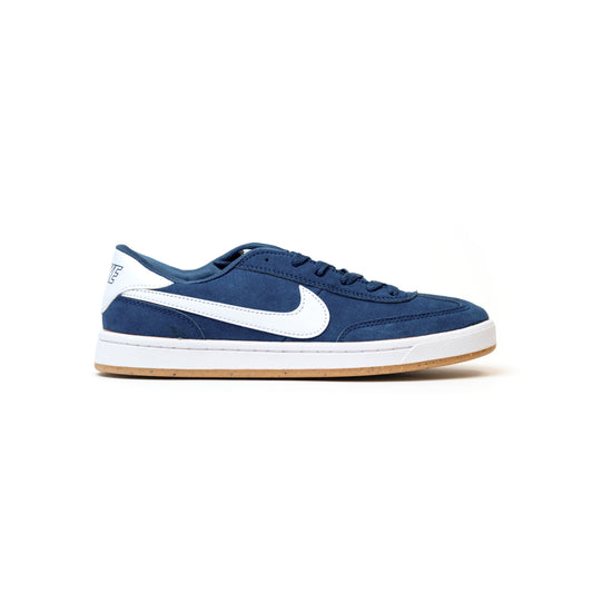 Nike court